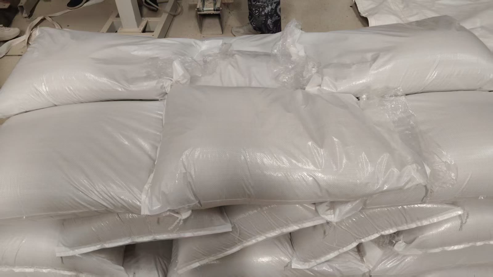 Белые тканые мешки 25 кг для bulk бентонитового наполнителя